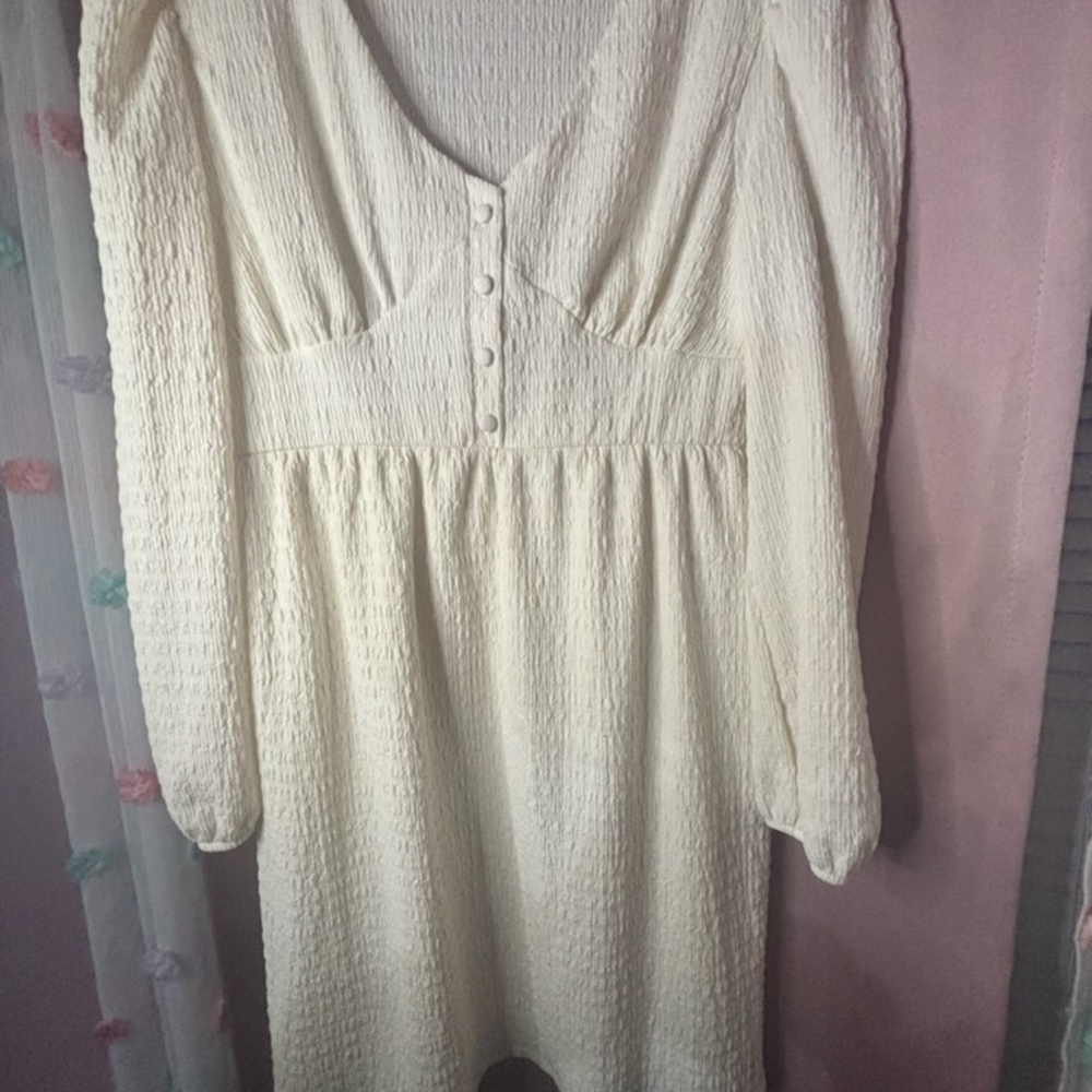URBAN Romantics Cream Long Sleeve Dress